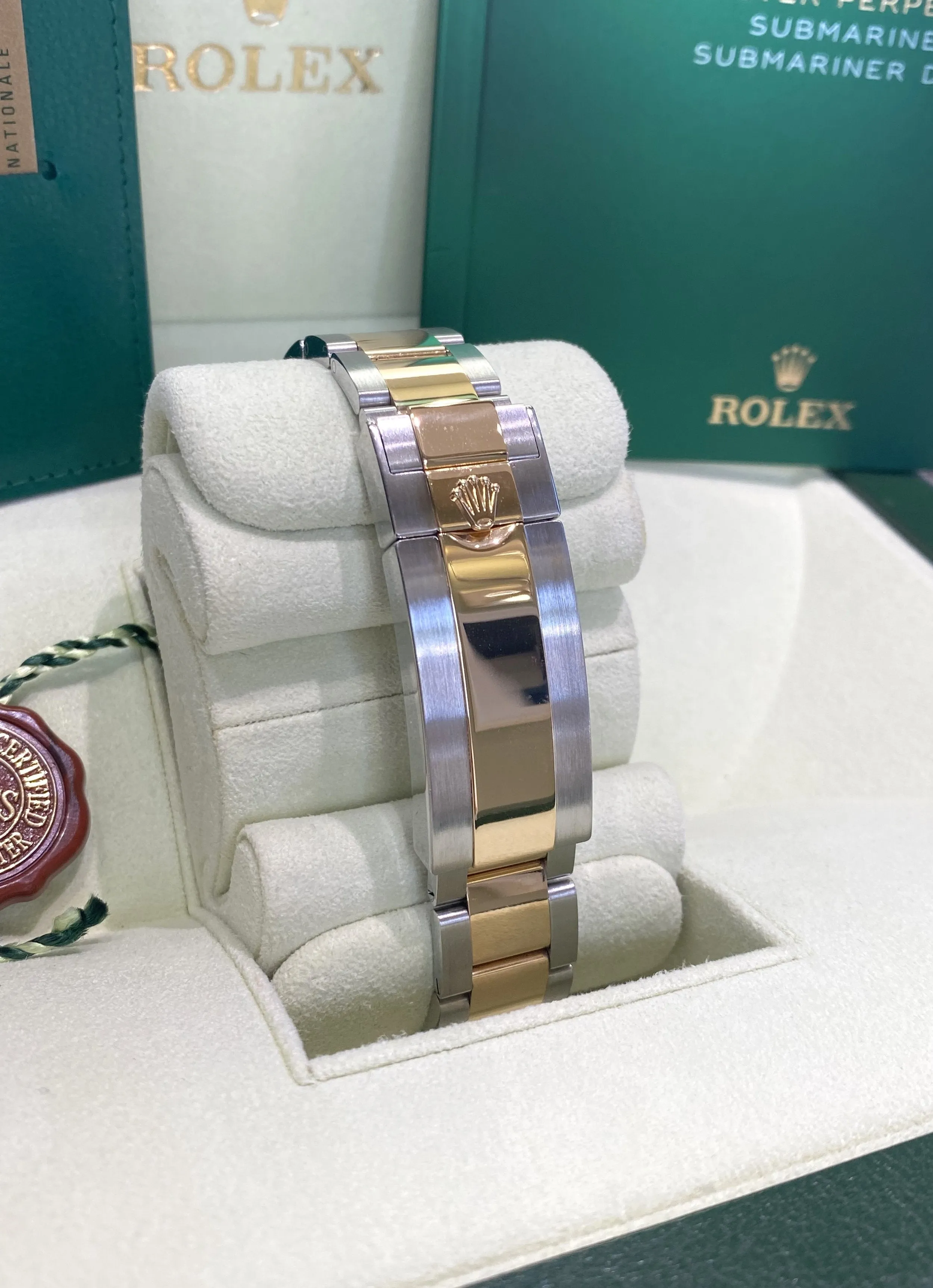 2016 Rolex Submariner 116613LB