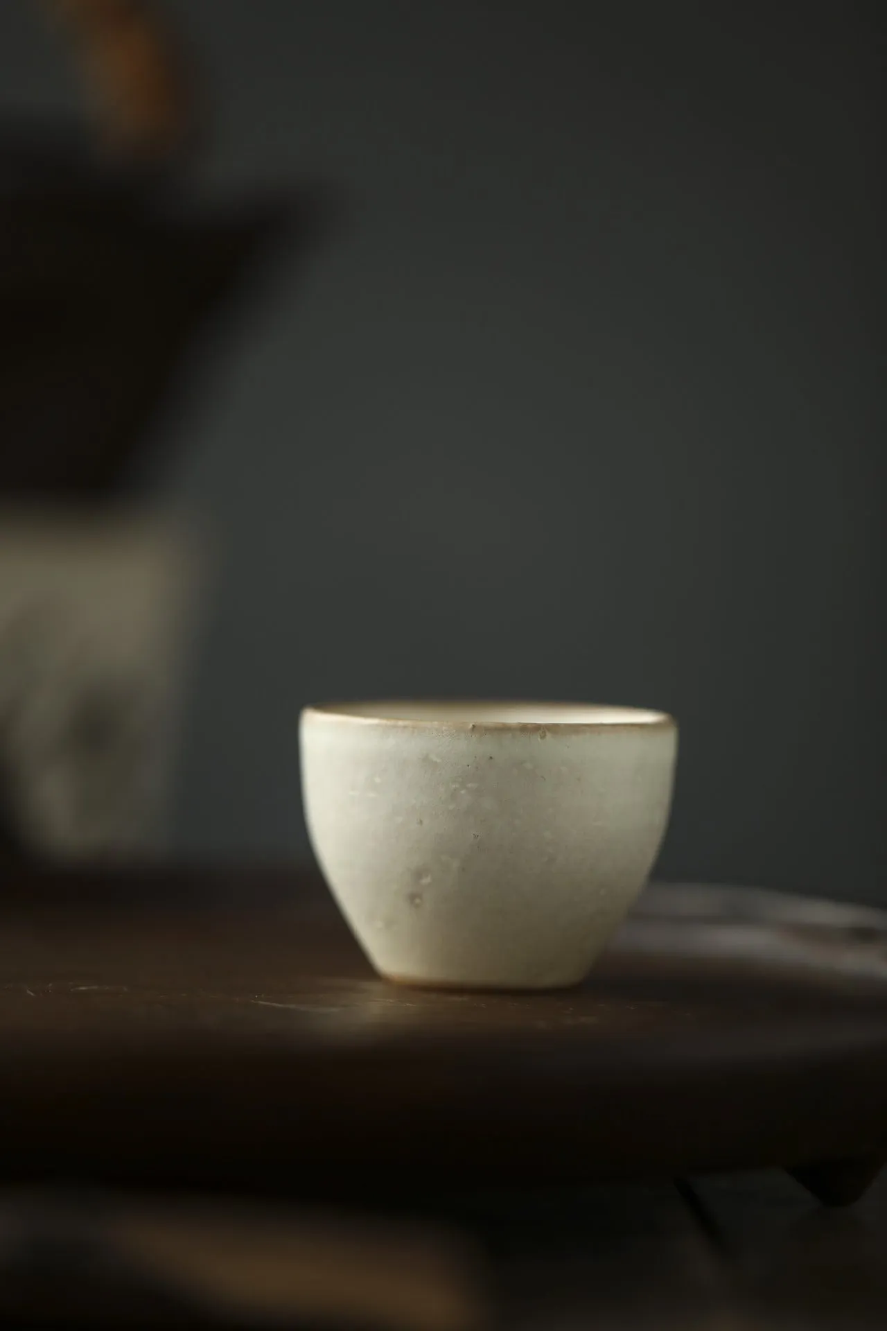 Gohobi Jingdezhen Artisan Japanese-Style High-Footed Gaiwan