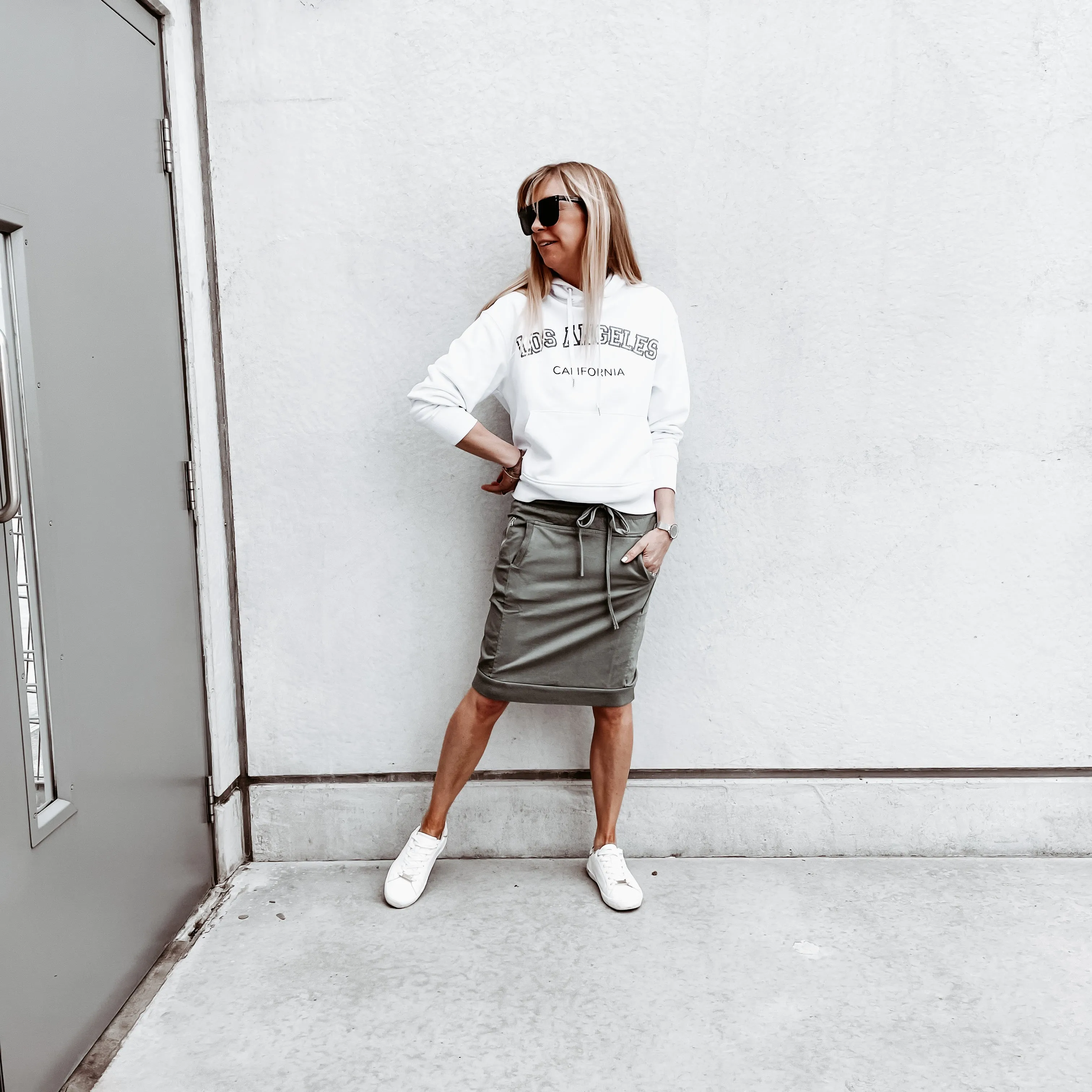 Light khaki ULTIMATE jogger skirt