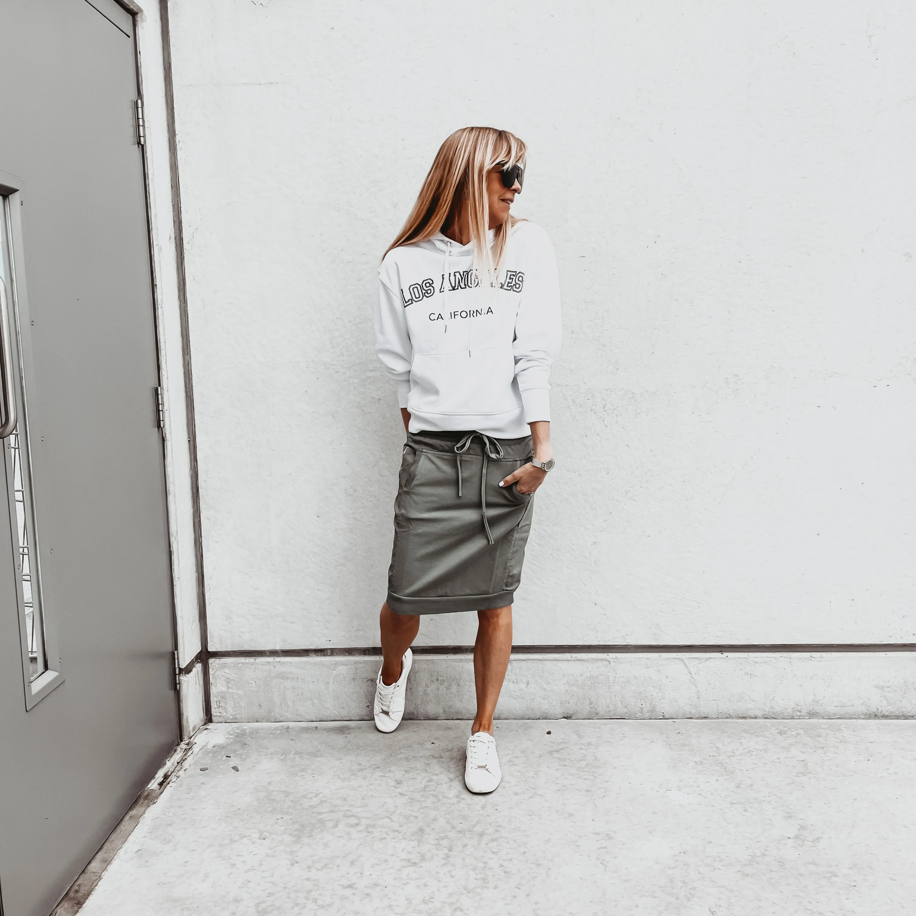 Light khaki ULTIMATE jogger skirt