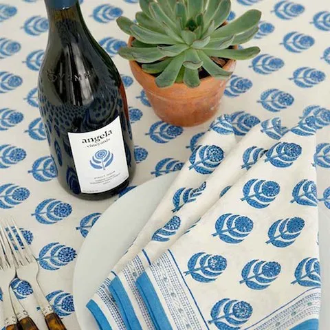 Pinot Tablecloth 60"x120"