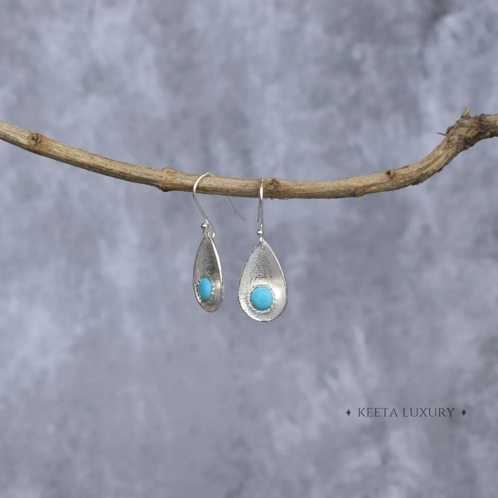 Subtle Elegance - Turquoise Earrings